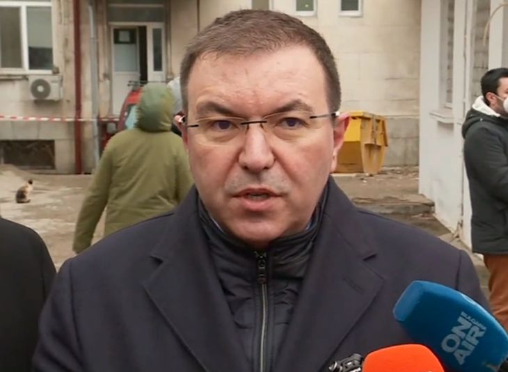 Проф. Ангелов с извънредно решение за ваксинирането в България ВИДЕО