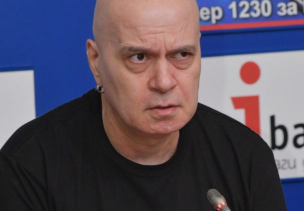 Още един шеф избяга от партията на Слави 