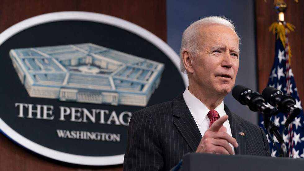 Притеснителна COVID новина за Байдън