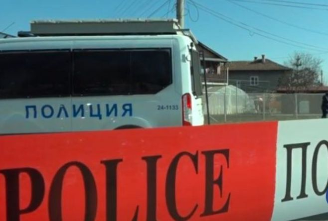 Пловдивско село на нокти заради насилник, млатил близките си с метални пръти