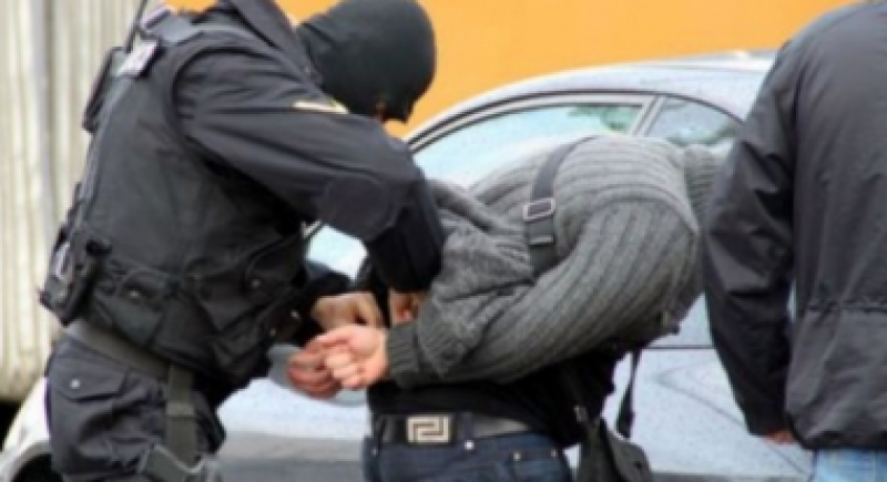 Само в БЛИЦ! Брутална агресия и зрелищен екшън с арест на пъпа на София ококори минувачите 