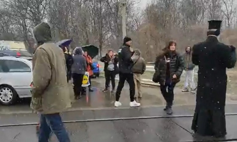 "Системата ни убива" зоват ромите на бунт по подобие на "Black lives matther" ВИДЕО
