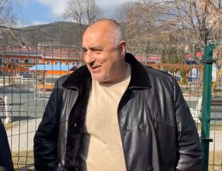 Извънредно: Борисов подложен на тормоз с есемеси, призна от кого ВИДЕО