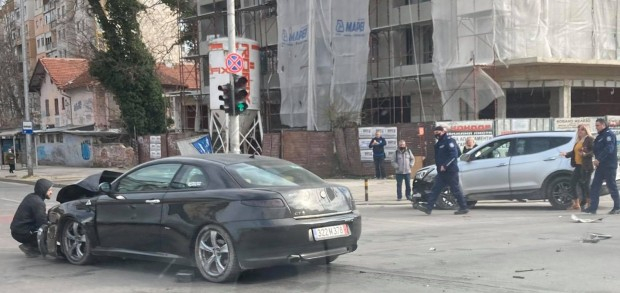За тази катастрофа с 2 шофьорки говори цял Пловдив 