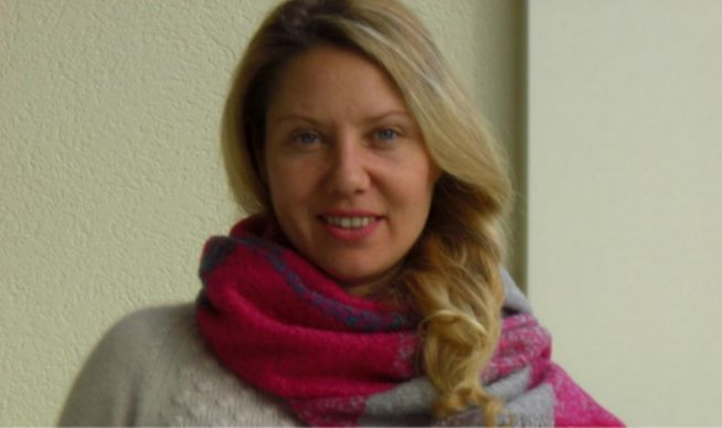 Чаровна нашенка напусна добре платена работа в ООН и се захвана с фермерство в село Тодорово