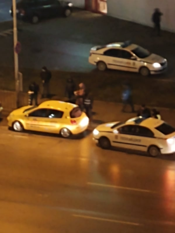 Първо в БЛИЦ! Спецакция на метростанция "Бели Дунав"! Има арестуван СНИМКИ