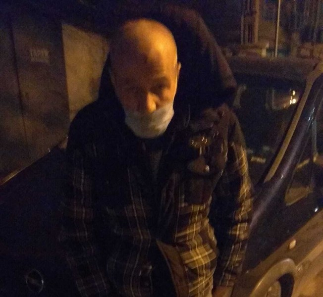 Във Фейсбук не спират да говорят за добрината на този младеж във Варна