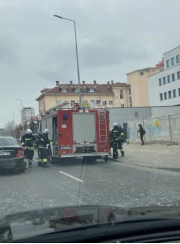 Ужас в центъра на Пловдив, ето какво се случва СНИМКИ/ВИДЕО