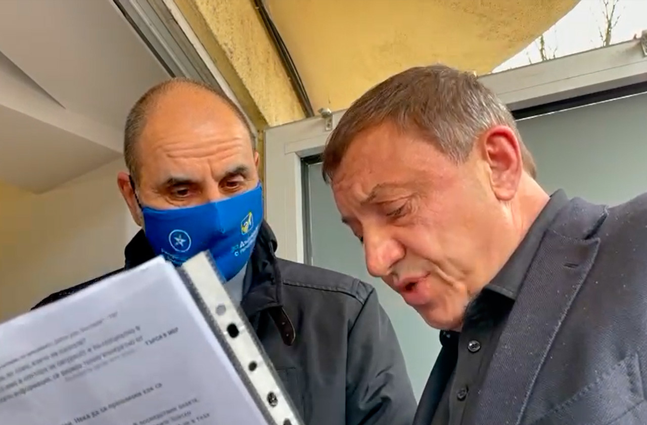 Алексей Петров се закани да разкаже играта на Цветанов, ако се върне в ДАНС