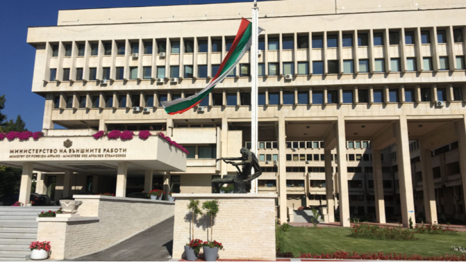 Външно с мълниеносна реакция срещу двамата руски дипломати, обвинени в шпионаж