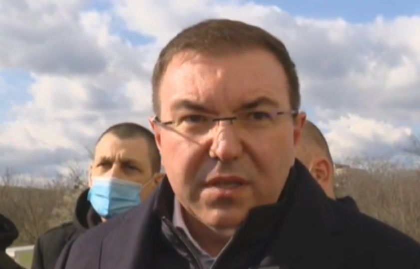 Здравният министър разкри какво се случва с най-страшния показател на К-19 у нас и най-после съобщи добра новина ВИДЕО