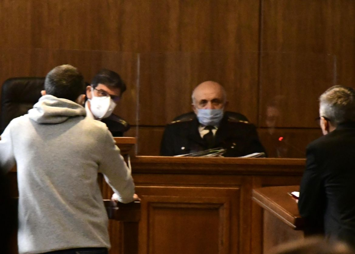 Ето как се явиха в съда обвиняемите в шпионаж, реши се съдбата им СНИМКИ