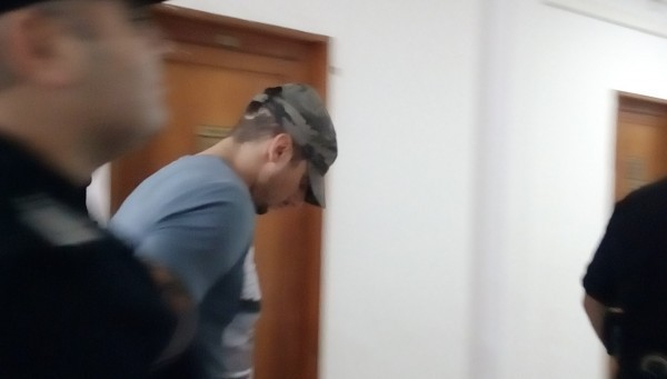 Синът на бившия фолкаджия Найден Милков го загази здраво 