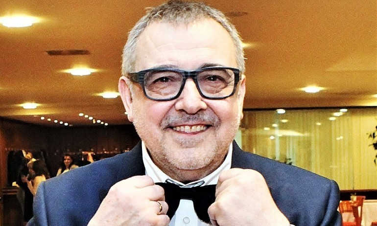 Проф. Стойков разкри какви са скритите послания в дрехите и жестовете на политиците дни преди вота