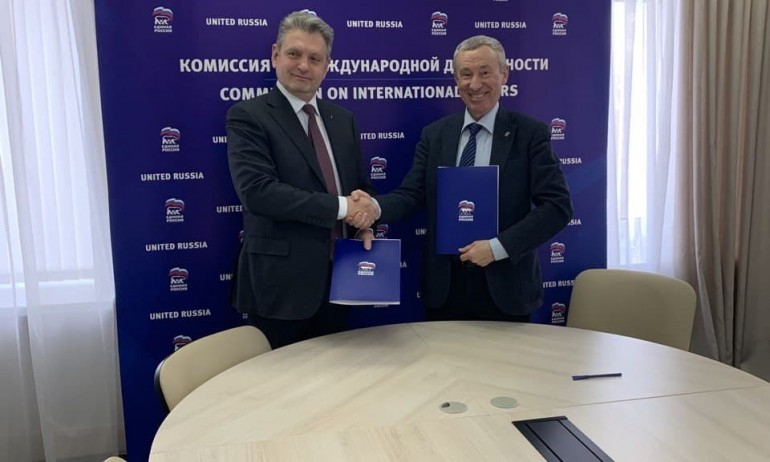 Обвиненият в шпионаж Малинов подписа пътна карта с партията на Путин