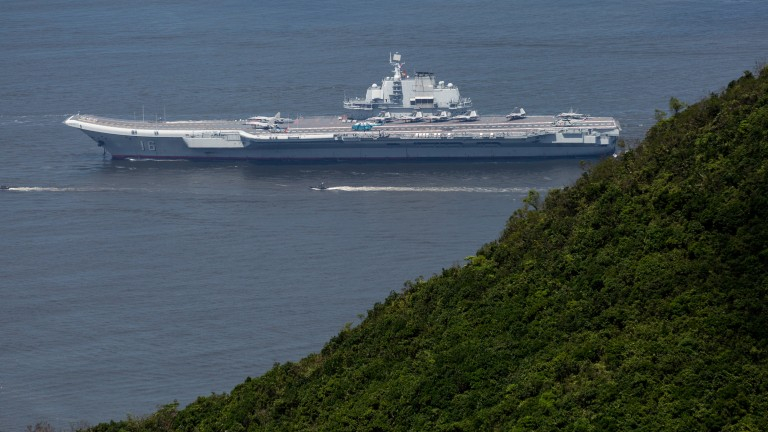 Китай започва големи военни маневри с ударни групи самолетоносачи до Тайван