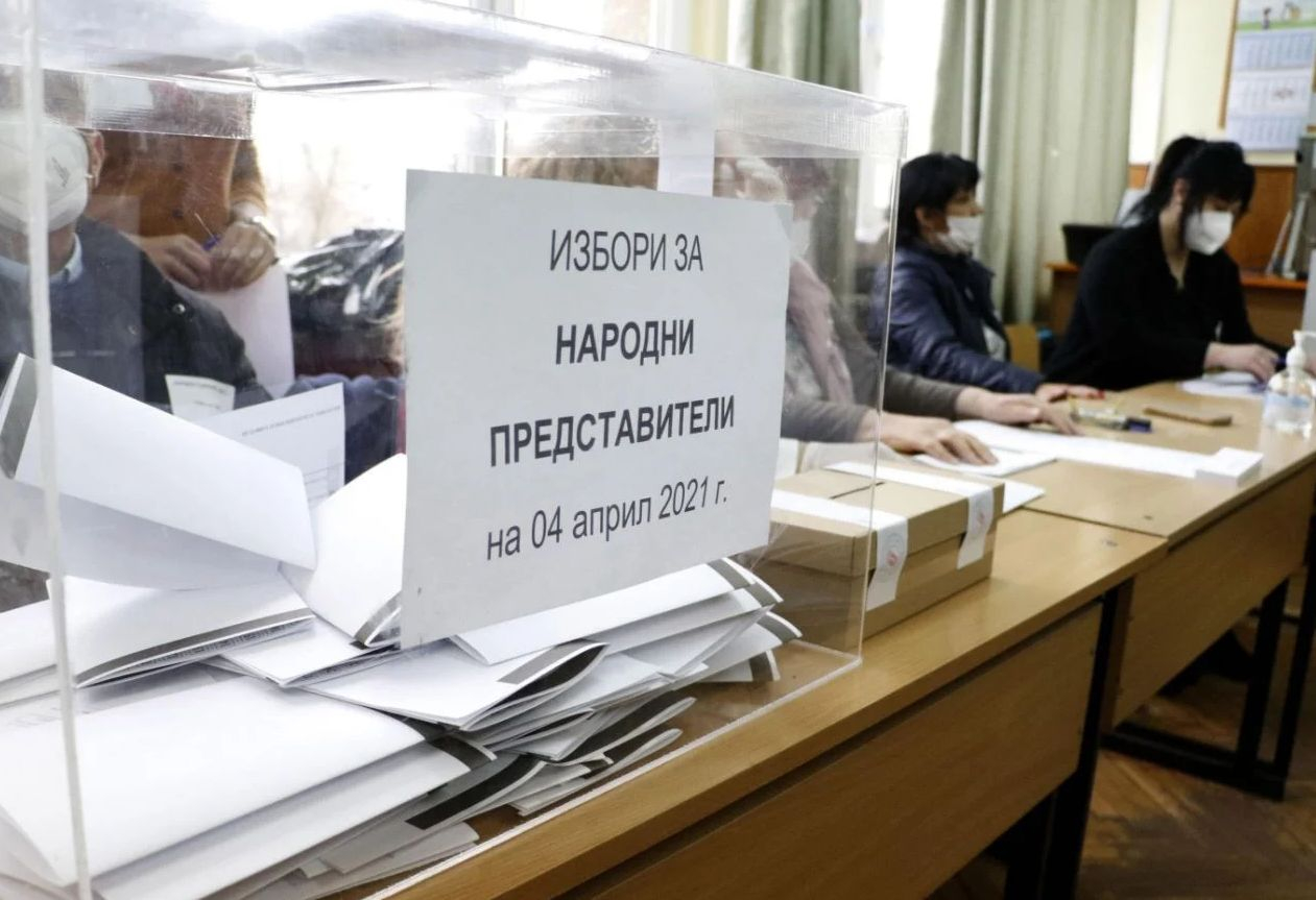 Не е за вярване: Ето кой подпукаха за търговия с гласове в Лъки