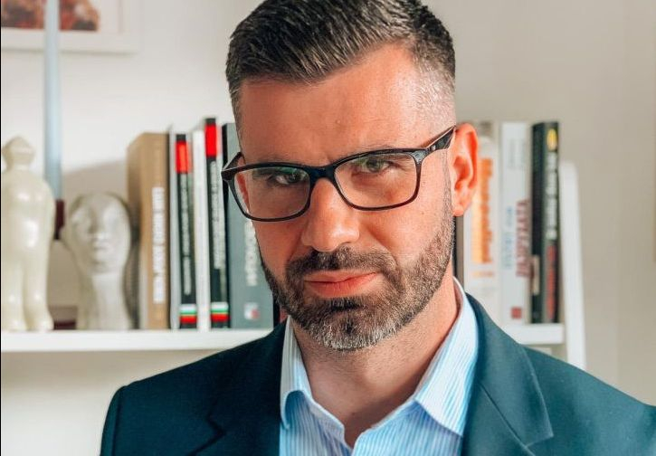 Сензация на пазара! Кузман Илиев разкрива Кой контролира парите ни!