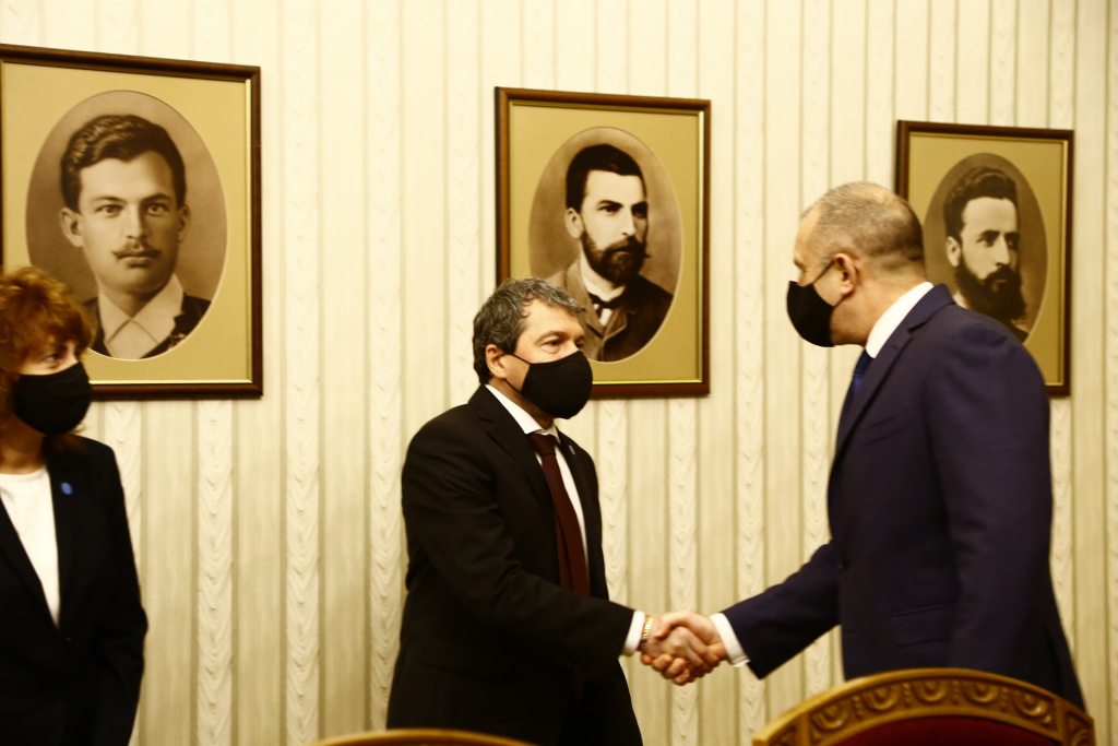 От ИТН проговориха с кои партии биха направили правителство след срещата с Радев
