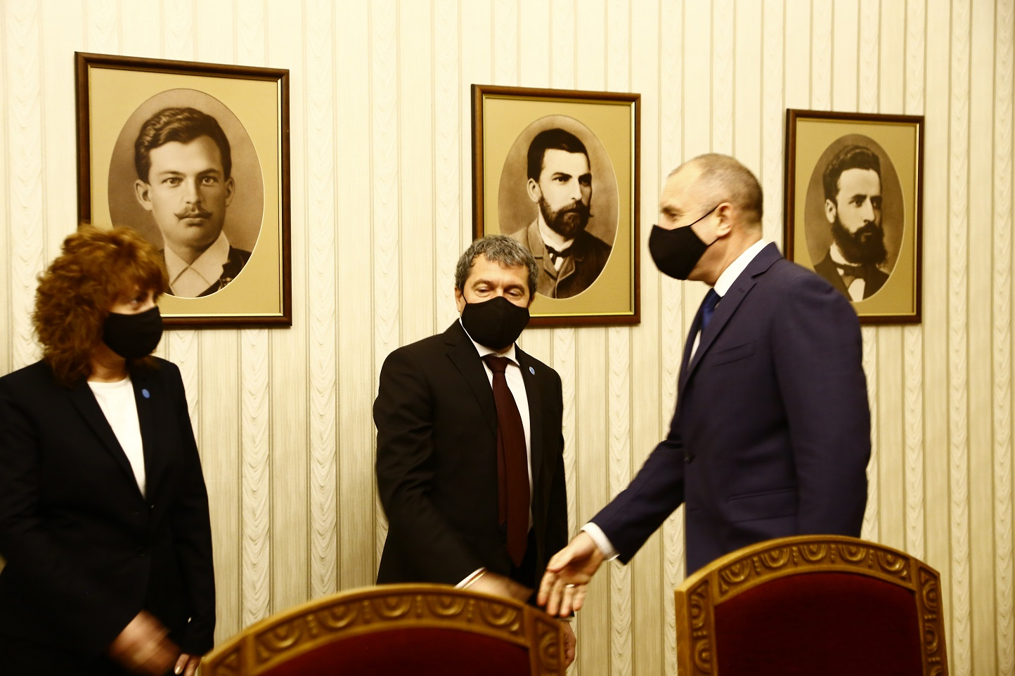 Проф. Киров: Премиерът на Слави е пощенски гълъб, какво още чака Радев!?