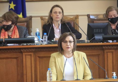 Нинова: В парламента виждаме старото задкулисие с нови лица