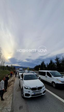 Магистрала "Тракия" е блокирана, ето какво се случва СНИМКИ
