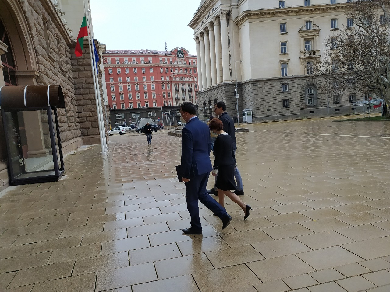 ГЕРБ върна мандата на Радев! ВИДЕО