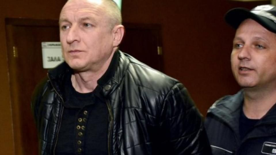 Студени досиета: Най-сетне развръзка 22 години след знаково убийство на митничар в Пловдив СНИМКИ