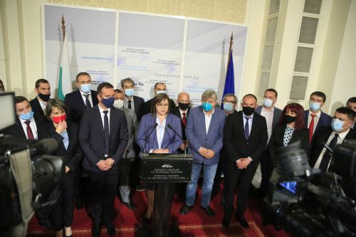 Нинова с първи коментар след новината от Радев, че БСП получава третия мандат!