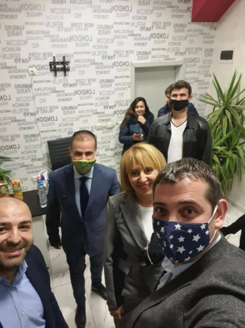Човек на Манолова купи "Подпорната стена" на Алепу