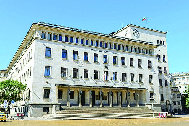 Голям удар на БНБ, спечели 257 млн. евро от поскъпване на...