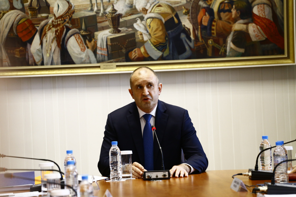 Радев с емоционално писмо до Байдън
