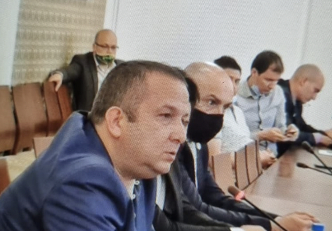 Тъмни облаци надвиснаха над "тайния" свидетел на Манолова, ето какво го чака