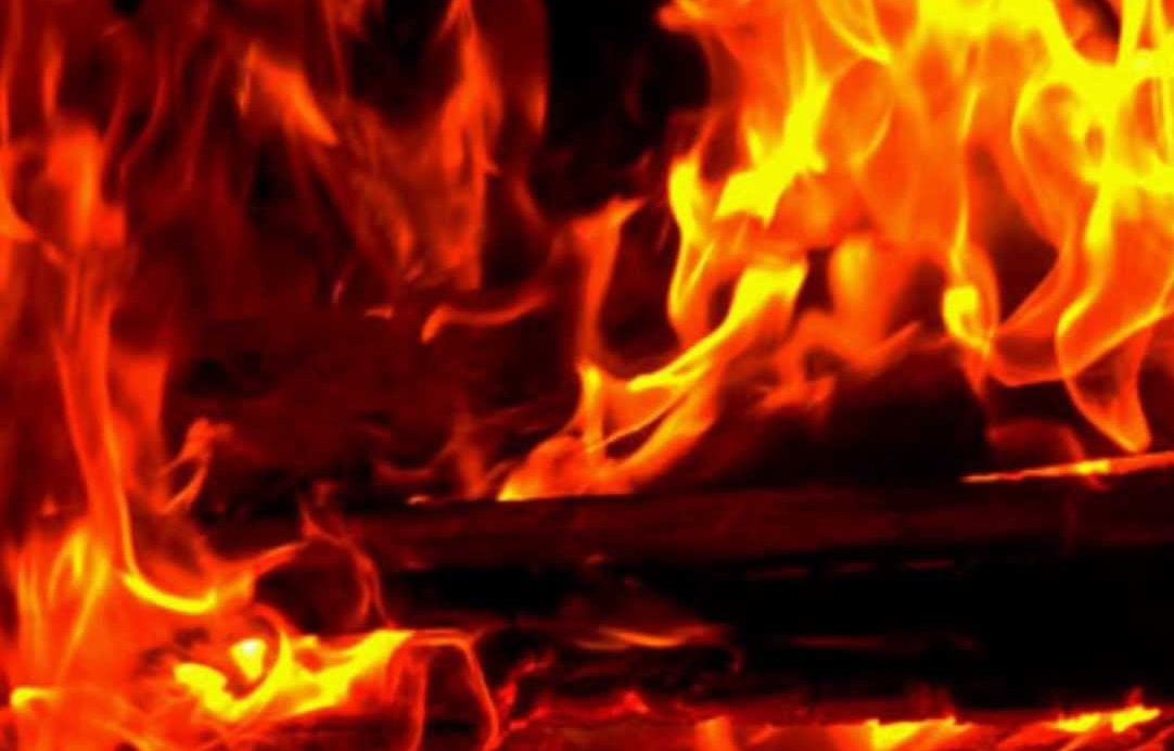 Трагедия в Червен бряг: 40-годишен загина при пожар