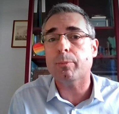 Стефан Манов: Това, което няма по света, е смесване на хартия и машини