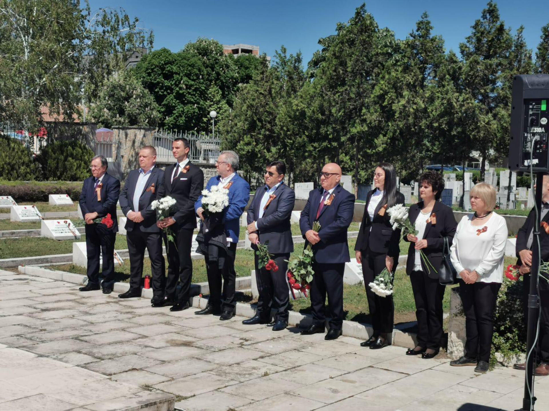 Георги Гергов почете Деня на победата СНИМКИ