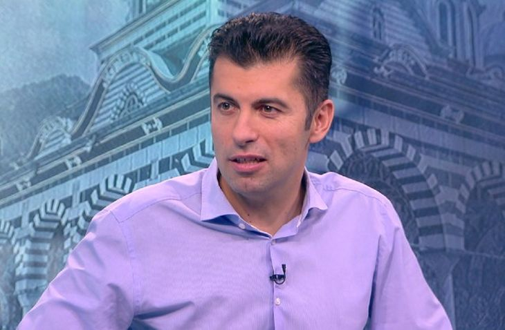 Извънредно: Радев назначи Стефан Янев за служебен премиер с трима заместници и 14 министри