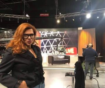 Новата PR-ка на властта: Антиваксърка и авторка на най-нецензурната песен на Слави ВИДЕО