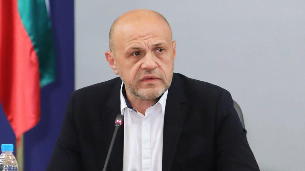 Дончев за комисията "Манолова" - патология и махленски скандали