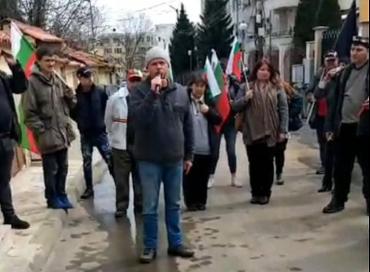 Истината лъсна! Човекът с микрофона, сплашвал семейството на Борисов, стана зам.-министър!