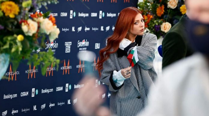 Българска гордост: Ето какво направи нашата Вики на старта на "Евровизия"