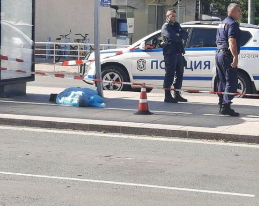 Зловещ инцидент с мъж в центъра на Бургас шокира минувачите 