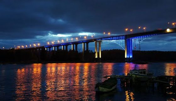 Авария на Аспарухов мост във Варна тази нощ СНИМКИ