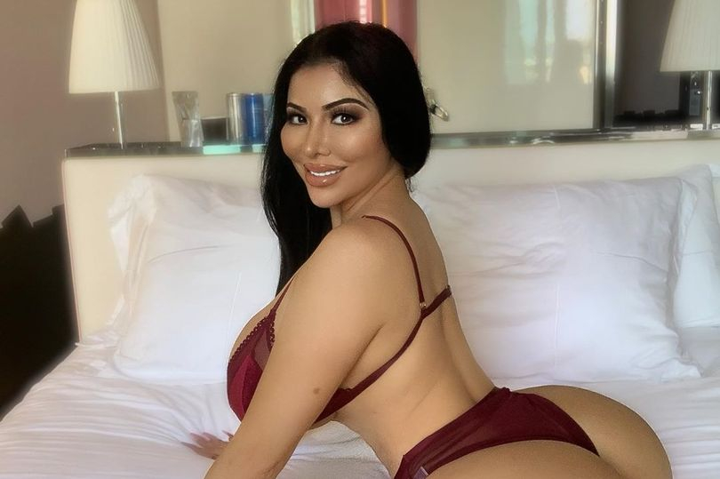 Девойка похарчи $200 хил. за идеално дупе, но... СНИМКИ 18+