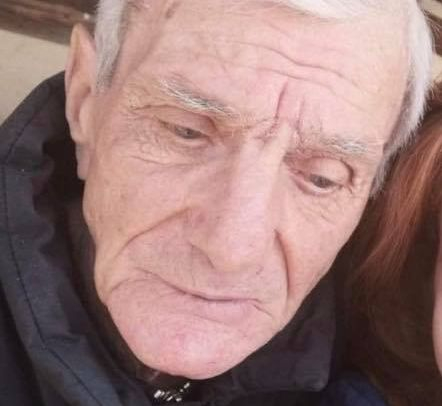 Виждали ли сте този дядо, близките му умират от притеснение СНИМКИ