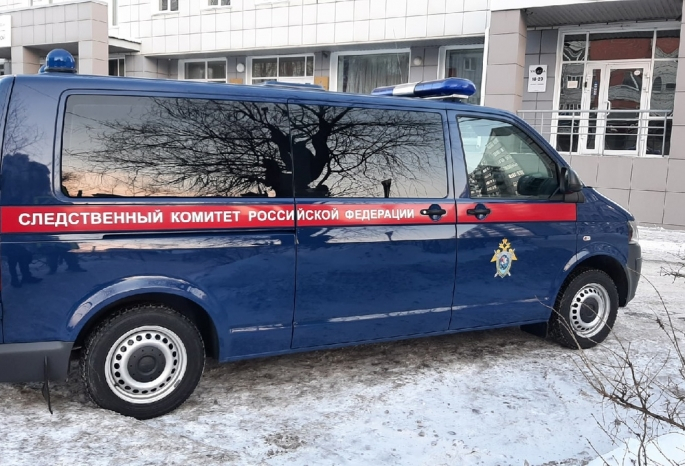 Депутат призна за секс с ученичка, снимана в порно от жена му