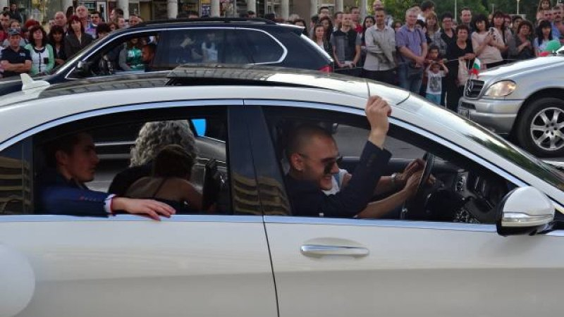 Абитуриент от Търново ококори всички с "возилото" си СНИМКА