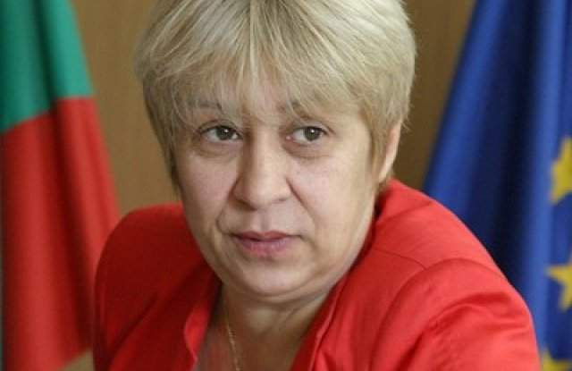 Шефката на пловдивското РЗИ подшушна коя К-19 ваксина да си слагаме 