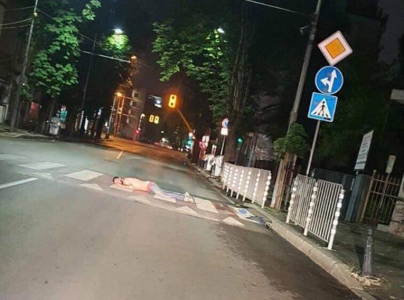Жена изпадна в ужас от тази гледка посред нощ в София СНИМКИ 18+