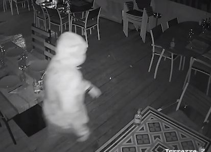 Атентат срещу известен ресторант в София ВИДЕО 
